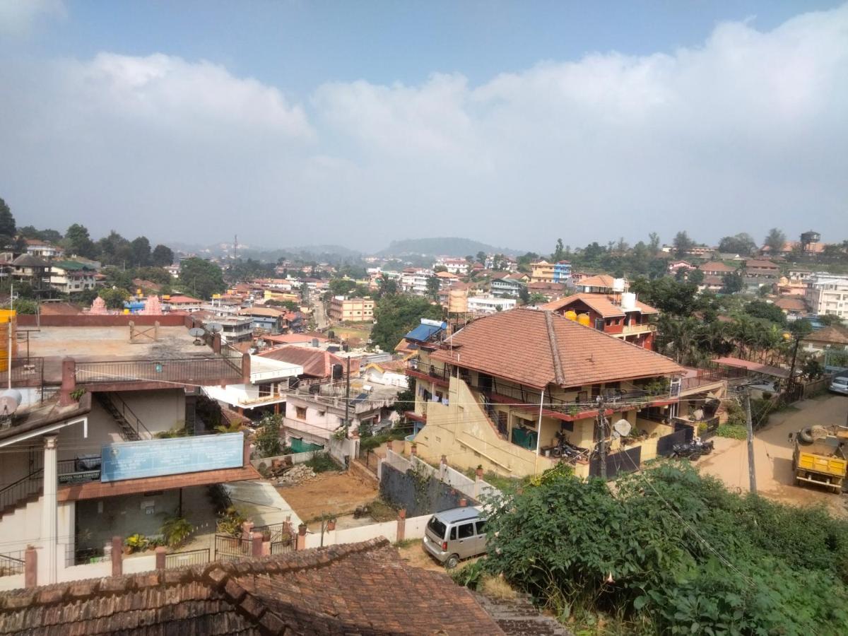 Prashanth Family Homestay Madikeri Εξωτερικό φωτογραφία